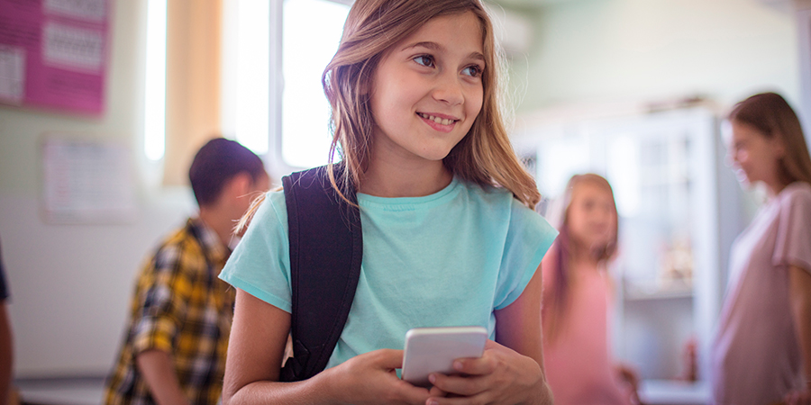 Celular interfere na atenção, no convívio e no desempenho dos alunos